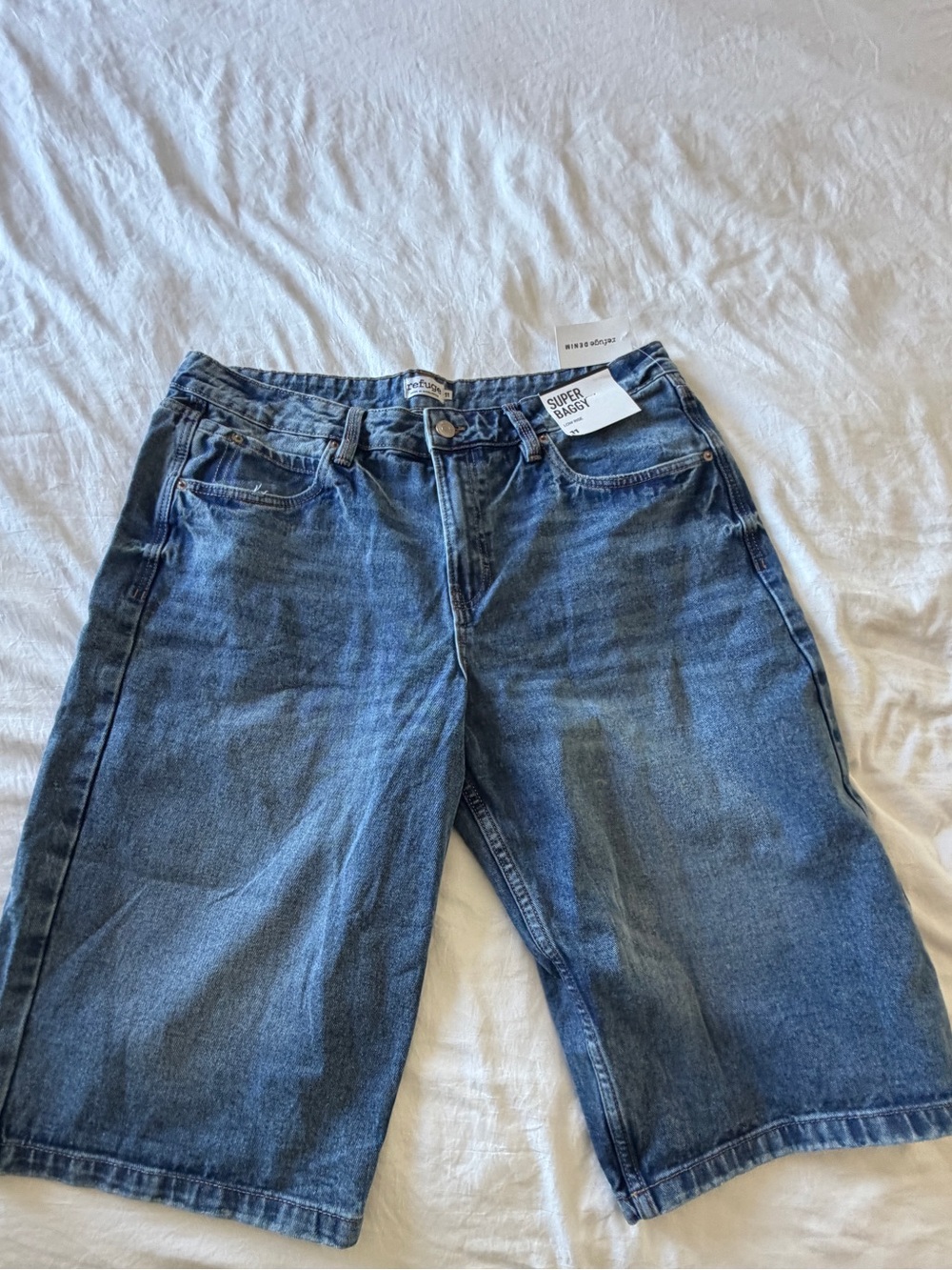 refuge Relaxed Fit Dark Blue Denim Women’s  Baggy Shorts NWT SIZE 11